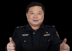 全國人大代表、黃山“守松人”