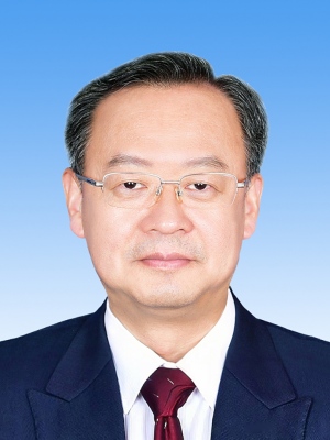 陳建文，男，漢族，1965年9月生，研究生學(xué)歷，中共黨員，現(xiàn)任人民日報社總編輯。