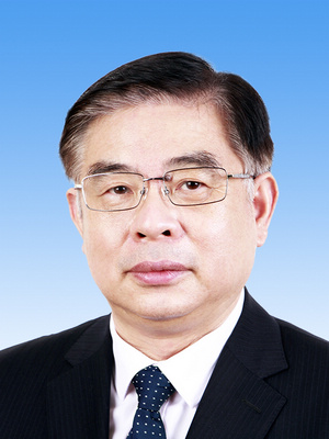 陸俊華，男，漢族，1962年1月生，研究生學(xué)歷，中共黨員，現(xiàn)任中央紀(jì)委國家監(jiān)委駐人民日?qǐng)?bào)社紀(jì)檢監(jiān)察組組長(zhǎng)、人民日?qǐng)?bào)社編委委員。