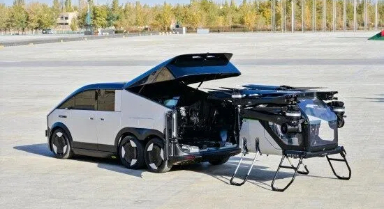 坐著“飛的”游敦煌