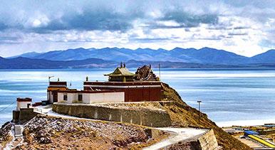 西藏普蘭：瑪旁雍錯(cuò)壯美如畫